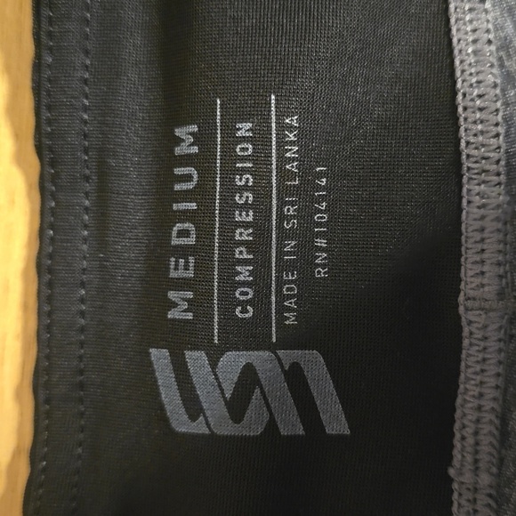 Second Skin Men's Gray Performance Shorts M - Picture 2 of 4